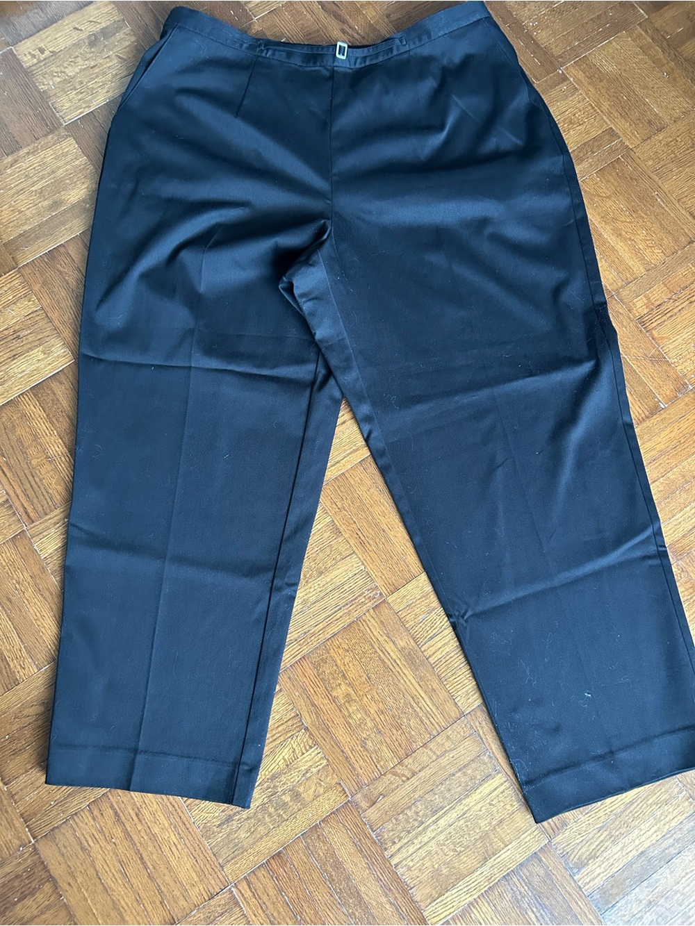 Alfred Dunner Black Flat Front women’s pants